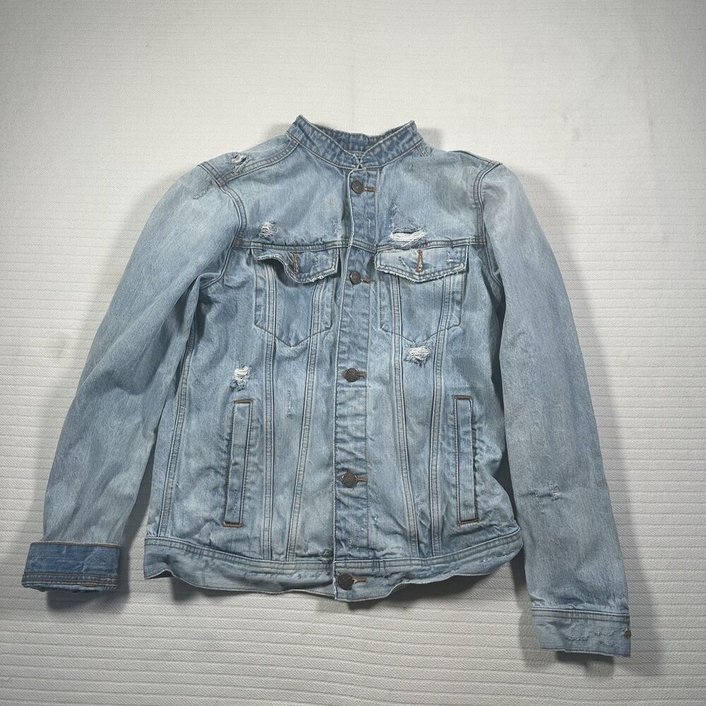 Hollister Women’s Medium Distressed Denim Jacket Light Wash Button Front Casual